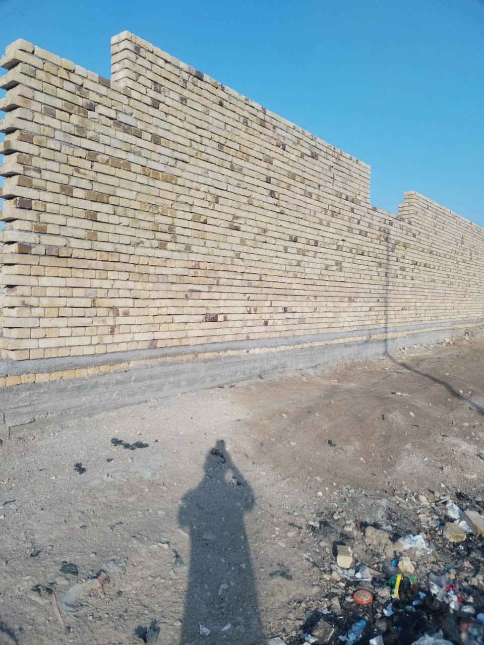 السلام عليكم  هيكل للبيع مكان المتنبي المساحه 235م تفاصيل غرفتين نوم صاله وستقبال ومطبخ  الاتصال ع الرقم ***********
