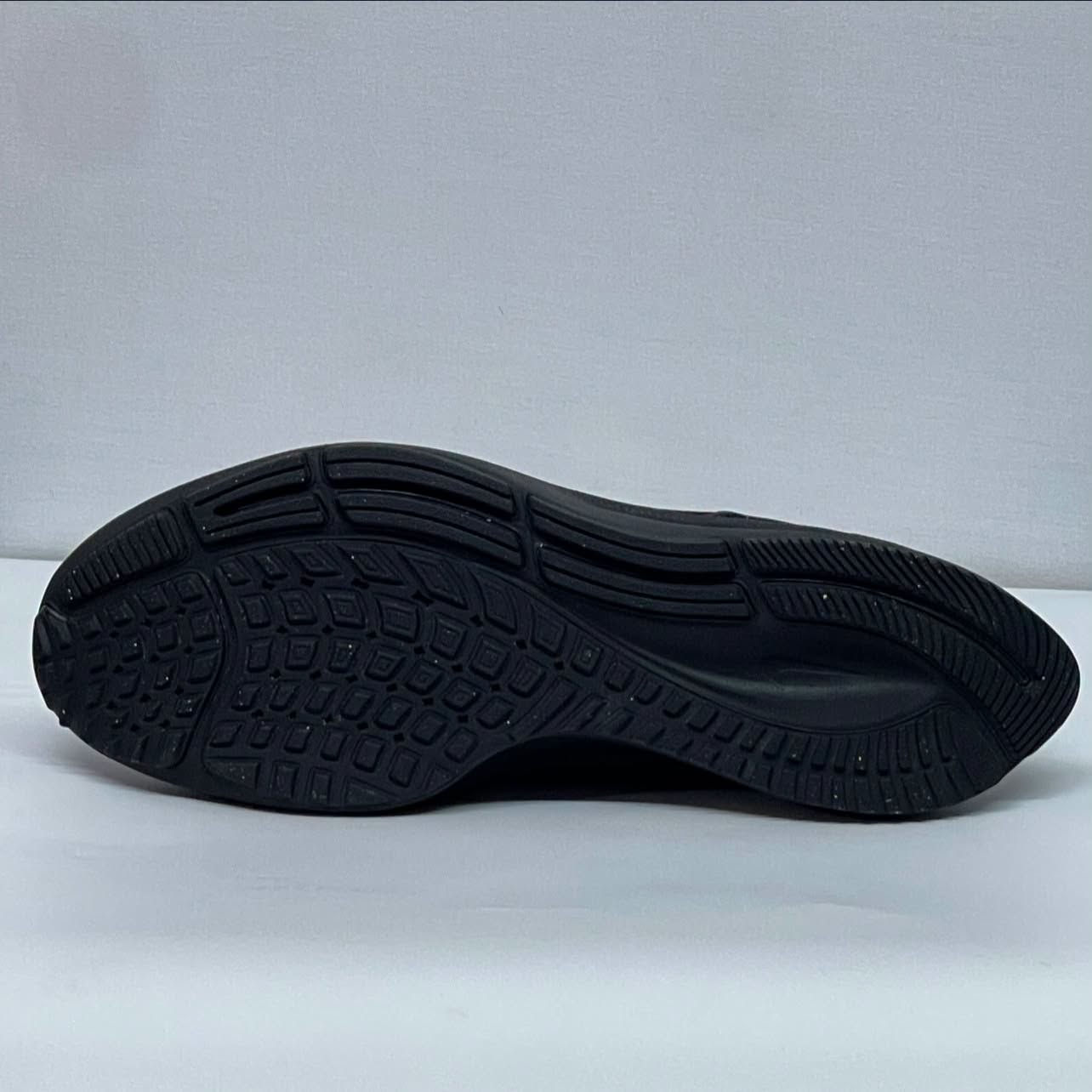 حذاء NIKE باله اورجينال نضافة 100‎%‎

قياس : 44
طول القدم : 28

MADE IN INDONESIA

———————————————-

يوجد توصيل 🚚 ( بغداد - محافظات العراق )

☎️رقم الهاتف : ***********

للحجز - دايركت

نص مكتوب في الصور:
- NIKE قياس : 44 طول القدم : 28