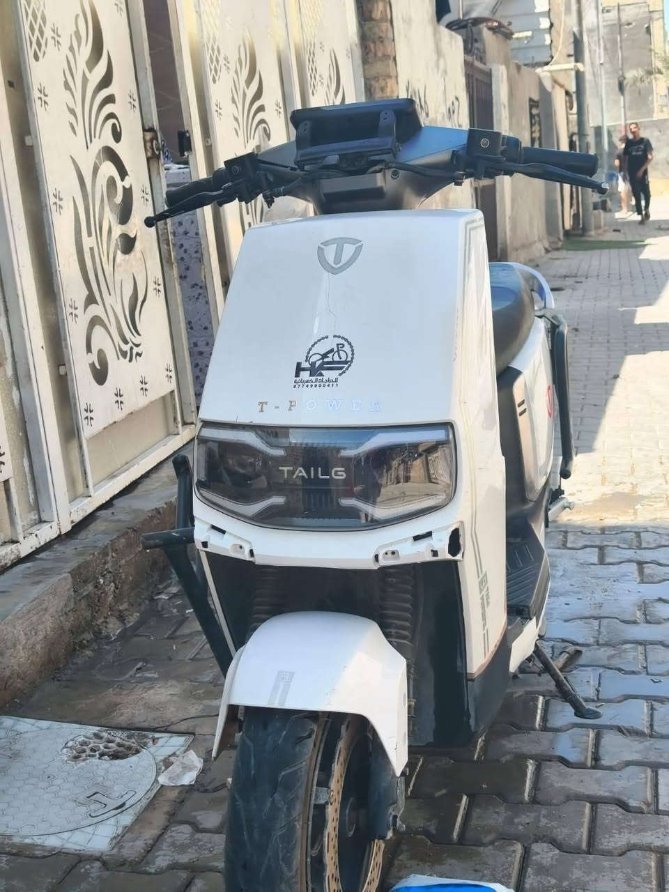 دراجه شحن ريان الوحش جديدة
وبيهة نواقص بصيطة 
6بطاريت عاديات  
الدراجه نضيفه  
سعرهه 700 ومستعجل عله البيعه وبيهه مجال  وما اقصر الي يدخل للستفسار ***********
