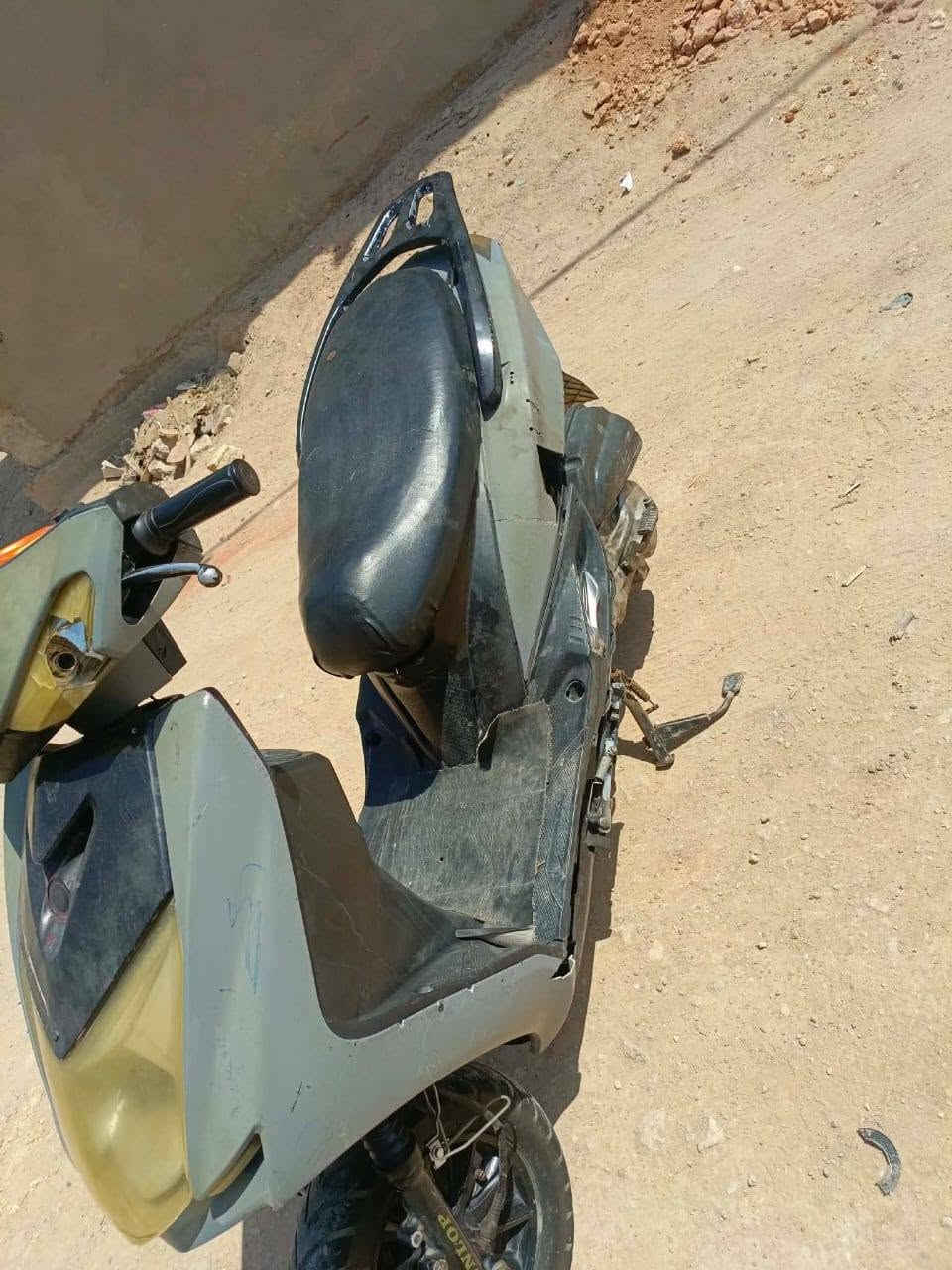 دراجه سكنس  نكره سلف بس عوزه باتري  ويدة مال بانزين  السعر 160وبية مجال الرقم ***********

