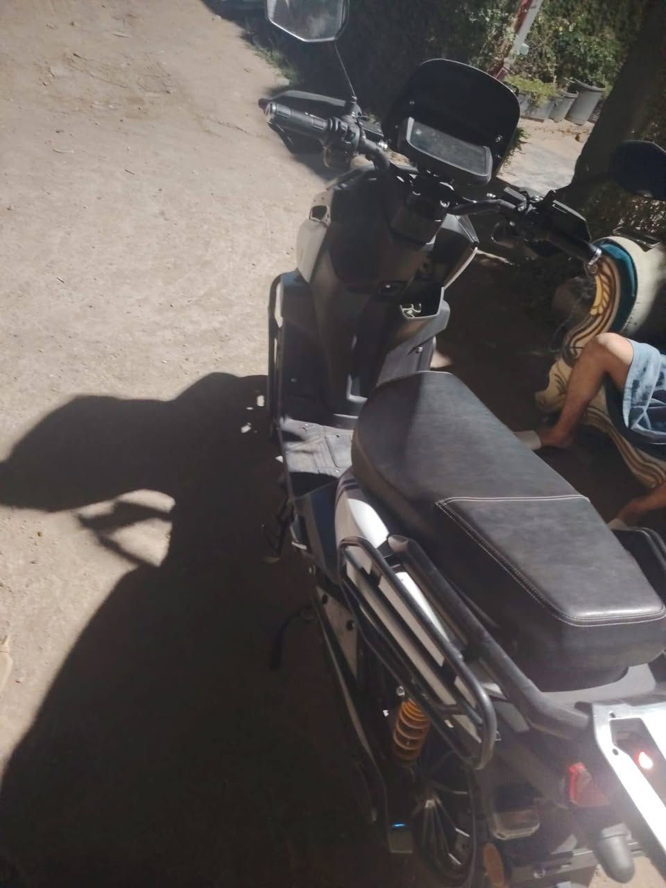 سلام عليكم ورحمة الله وبركاته ابتشي ماشيه 551فقط جديده حيل احله منل صور صورتهه دنيه ليل ست بطريات مصطره عل فحص تفحص يله تاخذهه بيهه شلعه حيل حلوه المكان ابوغريب خرنابات *********** السعر 950 وبيهه مجال للشراي الصحيح شراي وتحياتي الكم ومقطع مصور مادري يبين عدكم
