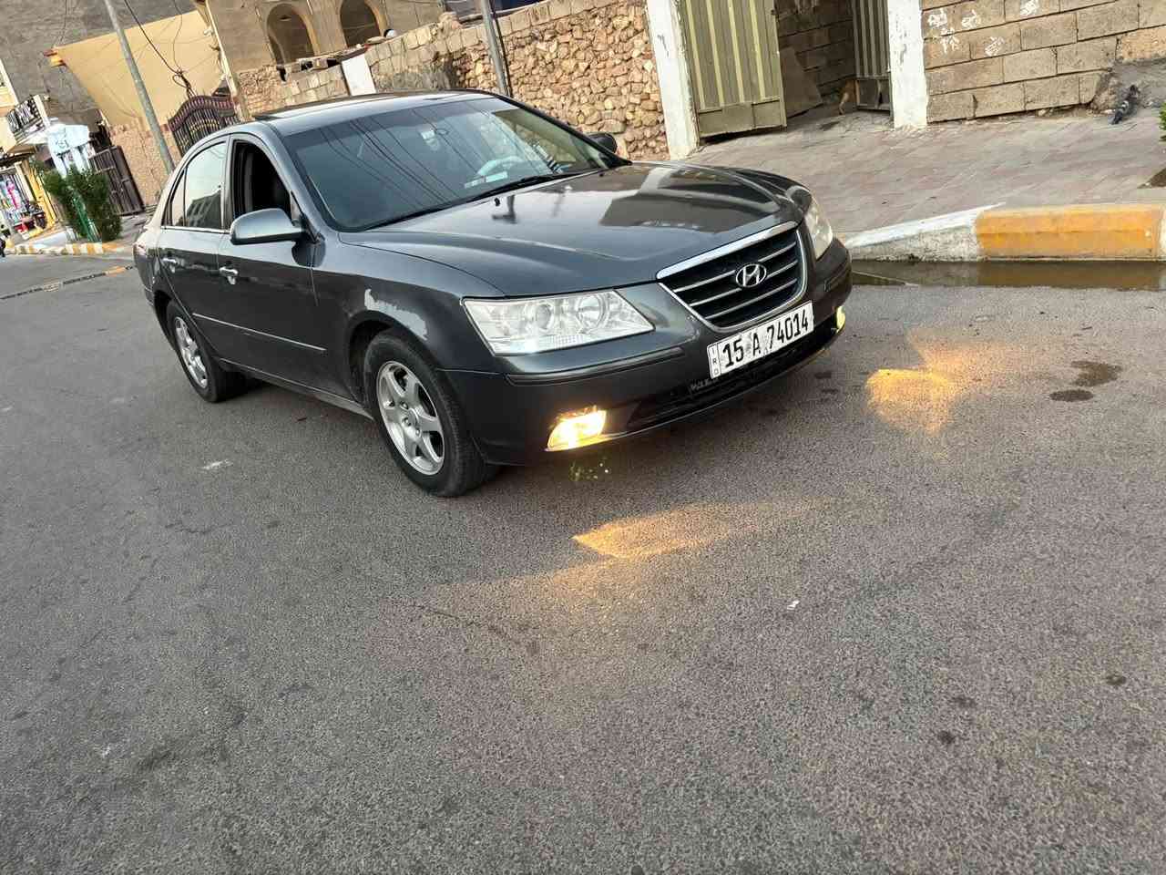السلام عليكم
سوناتا للبيع 
موديل 2009وارد امريكي 
مصبوغه عام للجماليه 
محرك 2400دوش
مواصفات 
سلايد روف
كشن كهرباء 
كشنات جلد 
تحكم ستيرن 
لايت زنون 
داخل صاج 
رقم انبار دولي 
السياره جاهزه من اي نقص كير محرك صدر تخم تاير كلها جاهزه 
السعر:93وبيها مجال 
العنوان الرمادي 
للاستفسار الاتصال على الرقم 
 ***********
