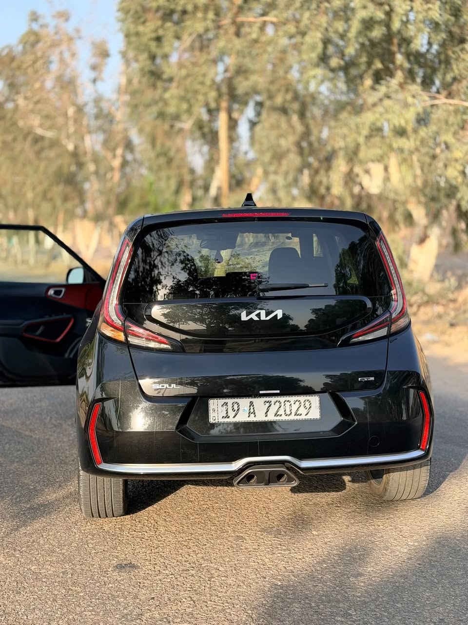 للبيع كيا صول جيتي لاين 2025   SOUL GT LINE
السلام عليكم 

كيا صول فول مواصفات 1/1 اعلى فئه بالصول المرغوبه 

محرك 2000 دوش 

رقم كربلاء الدولي باسمي تحويل ثاني يوم 

وارد امريكي 

حادثه دعاميه وبارد في جاملغ وصور الحادث مرفقه بالمنشور

مكان سياره كربلاء المقدسة حي التعاون 

المواصفات 

 

🟡 فتحه 

🟡بصمه عدد 2 

🟡رادار امامي 

🟡رادار جانبي 

🟡رادار خلفي 

🟡تدفئة كشنات 

🟡وضعيات قياده سبورت وايكو ونورمل 

* صدامات GT-Line رياضية

* شبك أمامي Gloss Black

* مرايات خارجية Gloss Black

* إشارات بالمرايات

* فتحة سقف كهربائية

* شعار GT-Line

* شاشة 10.25 إنچ

                                          Apple CarPlay وAndroid Auto 

* شحن لاسلكي للموبايل

* تشغيل بصمة/زر مع Smart Key

* تحكم أوتوماتيك Dual Zone

* دركسون جلد

* مقاعد خلفية قابلة للطي 60/40

* 6 سماعات

* فتحة سقف كهربائية

السعر اتصل وبيك خير وتدلل ***********
