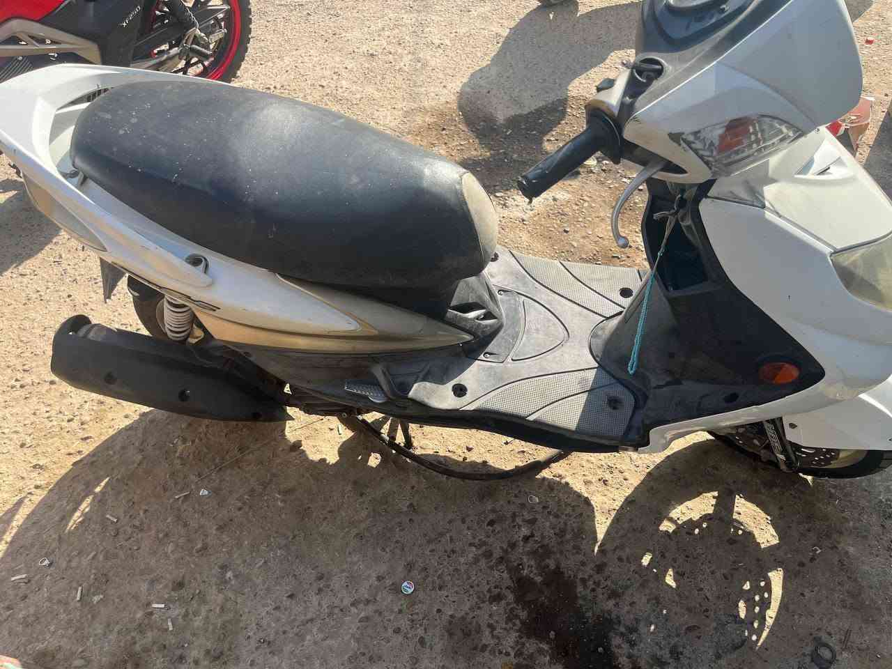 سلام عليكم دراجه خير من الله
سكنس فحول نوزل
كوري قبق مسح
دراجه كافله عامه نازله من الرمبه قبل ٥ أشهر دراجه بيه نقص واير مال بريك خلفي  وكلج امامي بي صوت قليل فقط
كهربائيات شغاله كلشي شغاله نكره سلف وين ما يعجبك روح بيهه
عنوان شعله الرحمانيه شارع 60
واتسب
***********
***********
