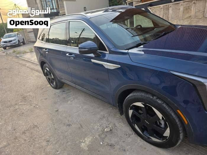 سورنتو كندي 25 زيرو
استيراد شخصي
محرك 2.5 تيربو
7 راكب
ماشية 8.500 كيلو قابل للزيادة
كشنات جلد تدفئة تبريد
الخلفية منفصل
دشبول لمس
قطعتين تبريد
صندوق كهرباء
كشن السايق كهرباء 
الحادث مرفق بالصور صبغ جاملغ ايمن ودعامية 
وبارد قليل ببالبنيد والباب الايمن الامامي والخلفي
السعر250 ورقة وماكو هيج سعر بس لأن مستعجل على بيعتها وبالعافية على الياخذها
مكاني بغداد حي العدل
***********
