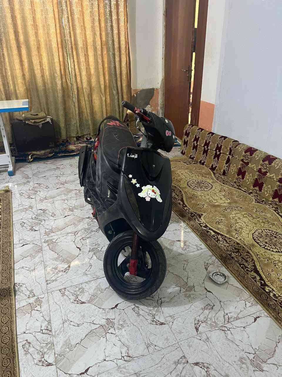 سلام عليكم ماكس عدله للبيع درجه مزوده شوفت عينك وحلوه مكينته ناعمه وبعد بيه اهوي سوالف حلو السعر ٣٥٠ ***********وتساب فقط

