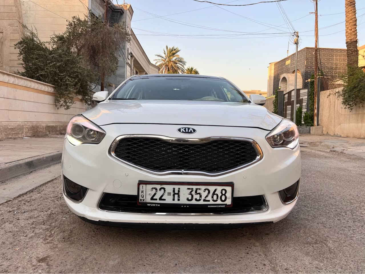 السلام عليكم ......

(( للبيع فقط للبيع فقط اقره المنشور قبل لتخابر واني حاضر  ))

(( كيا كادينزا خليجي موديل 2014 الفئه الاولى فول مواصفات 1/1 اعلى مواصفات كلش حلوخ بسعر مناسب جدآ  113 ورقه ))

السياره رقم اربيل الدولي بأسمي السنويه جديده لغايه 2030 هزه جديده والتحويل والوكاله مضمون  100‎%‎ والسياره جديده بمعنى الكلمه ومرقمه وجاهزه من كل النواحي ........

لونه ابيض صدفي كلش حلوه السياره بيه صبغ شبر بالنيد والجاملغ امامي فقط بدون ايرباك الايرباكات كله سليمه والسياره ماشيه كلش قليل بالخير عالياخذه 💐💐💐💐

مواصفاته :-

فتحه 

 4بصمات بصمه تشغيل وبصمه ابواب وبصمه صندوق  

بردة خلفيه بلاديه اوتوماتيك 

بردات جانبيه بالابواب 

بردات بالمثلثات الجانبيه بلاديه 

داخل جلد 

محرك بلادي 6 سلندر المرغوب 

شفتات بالستيرن ( گير رياضي )

6 اقراص CD جانجر 

تحكمات بالكشنات الخلفيه 

قطعتين تبريد 

كاميرا اماميه بلاديه 

كاميرا تسجيل بالسياره dash cam 4 K

تحديد مسار 

شاشه ترحيب 

كشنات خزن ( ذاكره )

كشنات تدفئه وتبريد مالت السايق والصدر

كشنات كهرباء مالت السايق والصدر 

حساسات خلفيه بلاديه 

الصندوق حساس اوتماتيك

لدات اماميه 

لدات خلفيه 

اشاير بالمري 

المري قلاب عالبگ

ويل كب كروم شكل الجديد بلادي

سماعات لكسكون بلاديه 

لايتات زنون 

نظام ايكو لتقليل وقود السياره ونظام سبورت ونظام عادي

ABS

تبريد ثلج 

داخل السياره جديد 

تخم تاير جديد 

تحكم استيرن جهتين

گير اوتماتيك وعادي.

وبعد بيه هوايه مواصفات مذاكره 

السياره  جاهزه مابيه اي نقص.....

السياره موجوده بغداد– المشتل–شارع المطبگ ......

رقم الموبايل

***********

***********

السعر 113 ورقه مناسبه جدآ فوول موصفات 1/1 بدون ايرباك والسياره خليجي ….......

اخوان الشراي يخابر مموجود بالخاص اي استفسار اتصل وتدلل وخدمه الواتساب موجوده  💐💐💐💐.... بغداد, العراق
