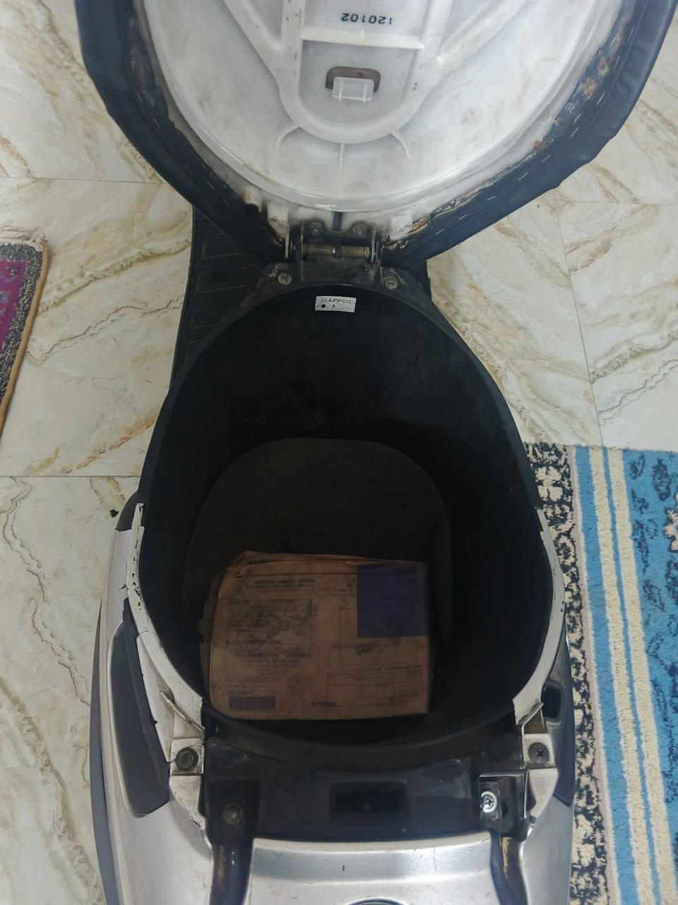 يارب السلام عليكم دراجه بطه موديل 2000ما مفتوحه كهربائياته كله شغاله سلف هندر دراجه عل بلاديه كفرات بلاديه سعر 450مكان كربلاء حي نضال يم مستوصف الاتصال عل رقم ***********
