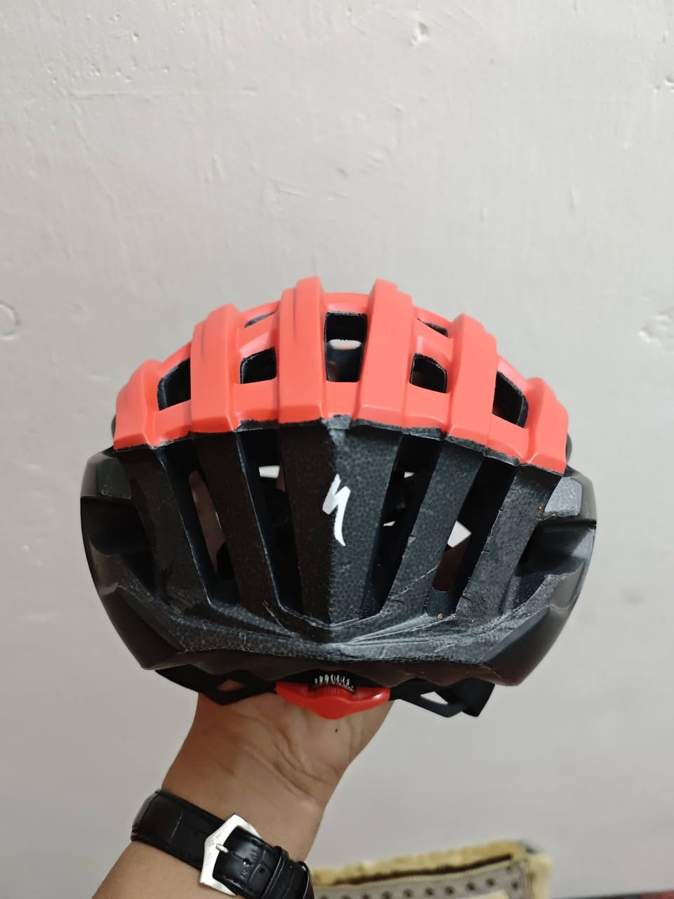 سلام عليكم 

متوفر خوذة قياس M 54-60

SPECIALIZED

سعره 20 ثابت 

متوفر توصيل جميع المحافظات 5
*********** واتساب 📞
