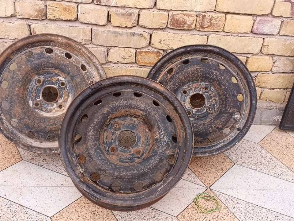 ويل أوبترا • حجم ١٥ • ٤ براغي