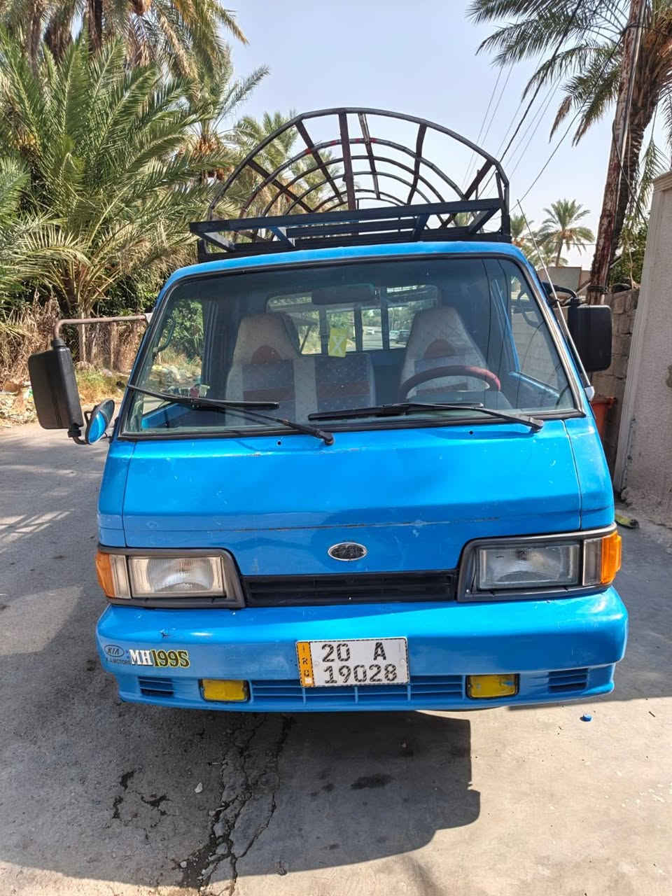 سياره بلاديه جاهزه لشارع بيها خيط تبخير بس سياره متنقص ابد موديل 95 استفسار اتصال بل رقم 
***********
***********
