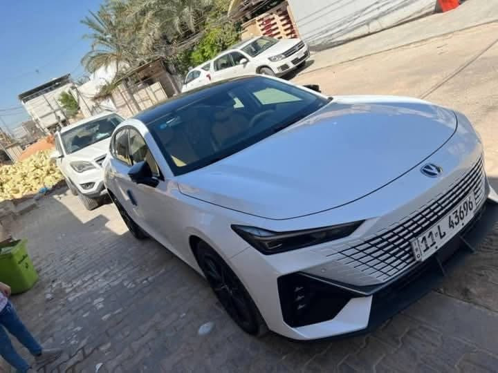 شانجان يوني في 2025
فول مواصفات 
الأبيض كت اسود ويلاه وبانوراما اسود 
جديده  للبيع مكفوله كفاله عامه 
بعدها بضمان شركه كير ومكينه ضمان شركة شانجان
ماشيه 39 ألف قابل للزياده
مكينة :1500 تيربوا الاقتصادية مرغوبة 
رقم بغداد الجديد 
حساسات أمامية
حساسات خلفية
كاميرات محيطية 360 درجة
كاميرا خلفية
التشغيل عن بُعد
التشغيل بضغطة زر
توقف مؤقت أوتو هولد
بريك إلكتروني EPB
مثبت سرعة متكيف رادار ACC
ثبات الكتروني ESP
فرامل الطوارئ الذاتية AEB
مانع انزلاق TCS
مساعد صعود المرتفعات HHC
تحذير الاصطدام الأمامي FCW
مراقبة ضغط الإطارات TPMS
تحذير مغادرة المسار LDWS
تحديد مسار 
تستقبل بانزين العادي 
الداخل الجبلي المرغوب 
بنورما كاملة على السقف
أربع أنظمة قيادة :(eco,sport,normal ,غيرها)
لدات داخلية متفاعلة مع النمط القيادة
سبير جديد غير مستعمل 
بعد بيها هواي مواصفات 

للاستفسار على الرقم:
                                                                       ***********

