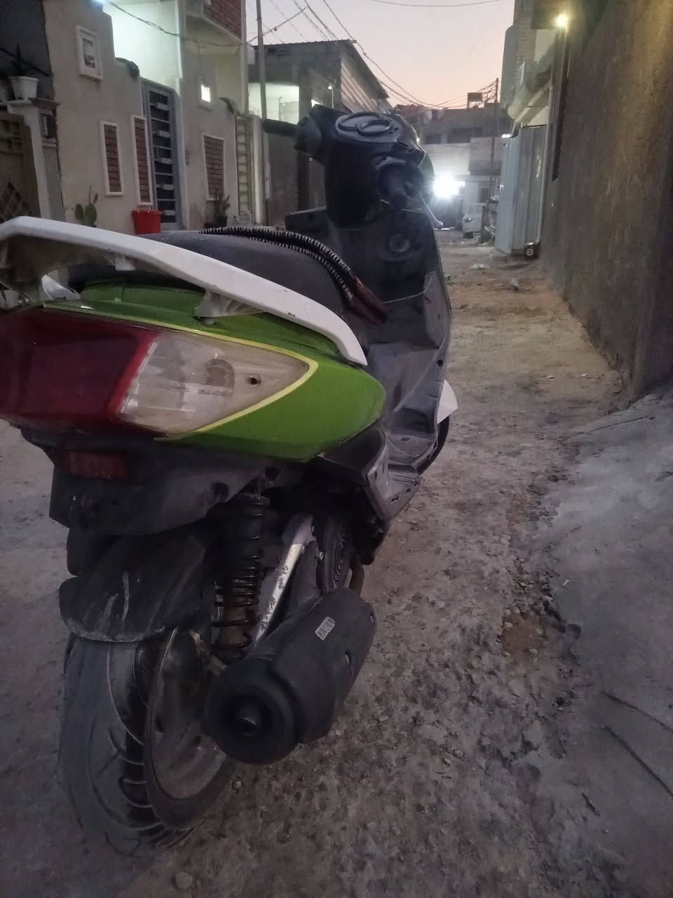 السلام عليكم دراجه للبيع سكن الزياباني دراجه بي على هاي الحطه مكينه خير من الله بيها ملاحظات بسيطه شراي يتصل *********** مكاني  شبانات كربلاء
