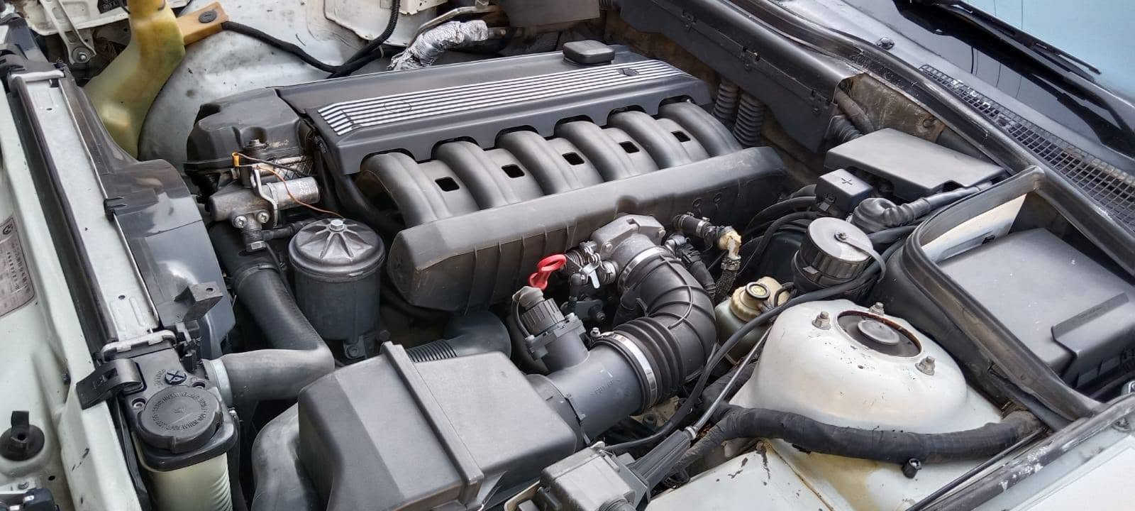 بئیم مودیل 1991 سیاریکی زۆر خاوێنە سنویە فحس هەزا نوێە دعامی لو دعامی بشرت شوین هەولێر سیاریکی هەموی لەسر شریکە ماوتەوە رقم تلفیون *********** أربيل, العراق
