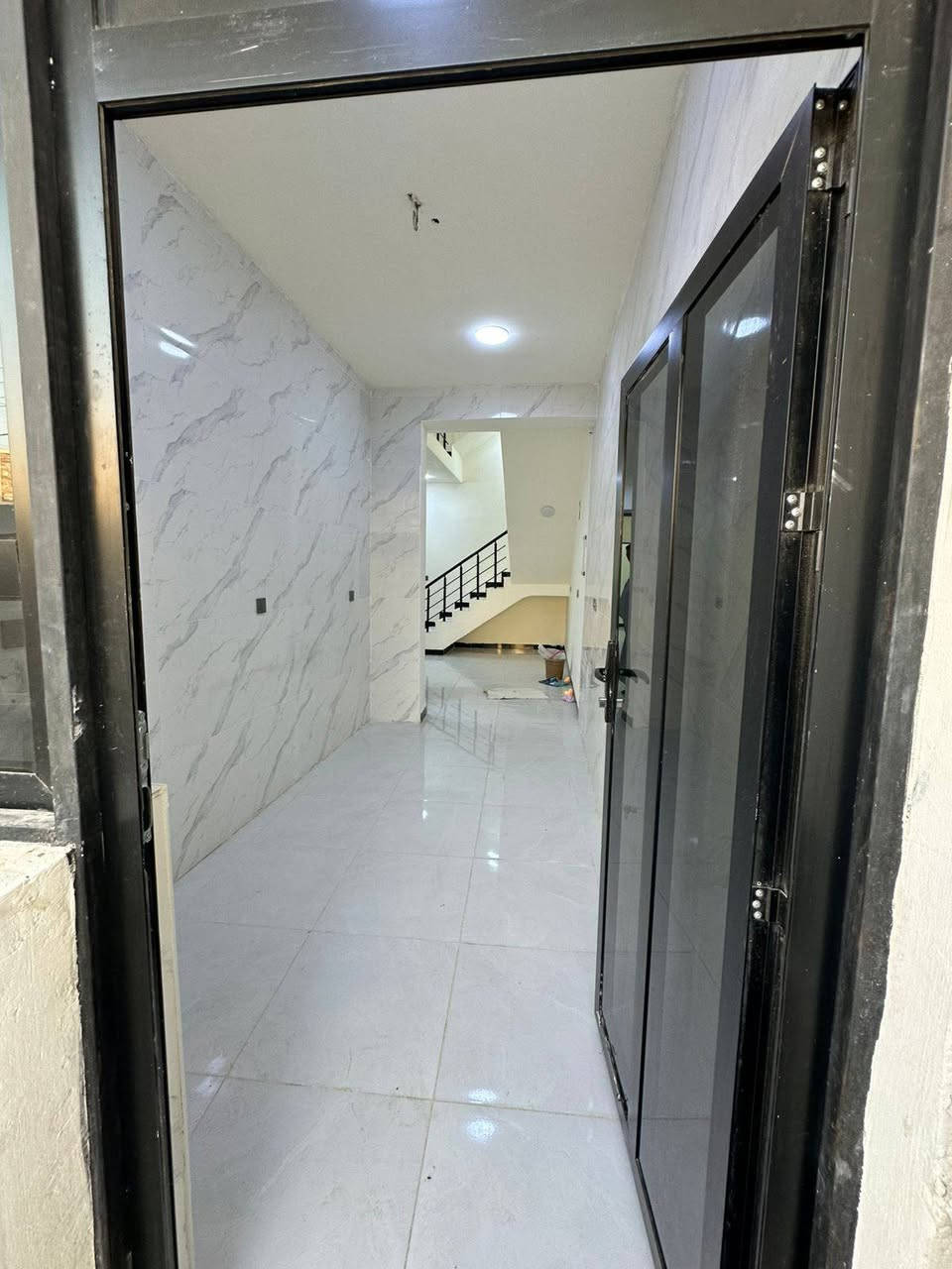 يتوفر لدينه بيوت للأيجار
+ شقق 🏡ابغداد -الدورة -عرب جبور
للاستفسار-/(***********)
