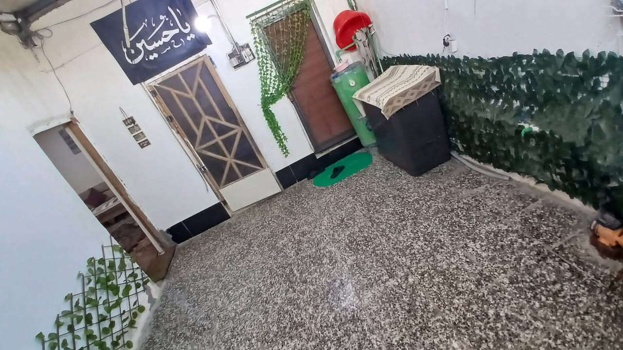 بيت تجاوز في القبله حي شهداءقريب عل أفران النرجس بيت كلش نضيف الصقف عكاده بيت جديد سعر ٢٢ مليون ***********
