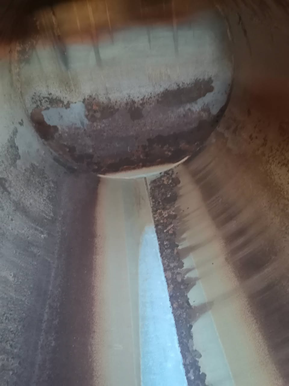 بەناوی  خوای گەورەو  میهرەبان ئەم تەنکی ئاو بۆ فرۆشتن  16بەرمیل سەرو ژیر  کراوە   بێ عەیب  نرخی 150هەزار  شوین سلیمانی  ***********
