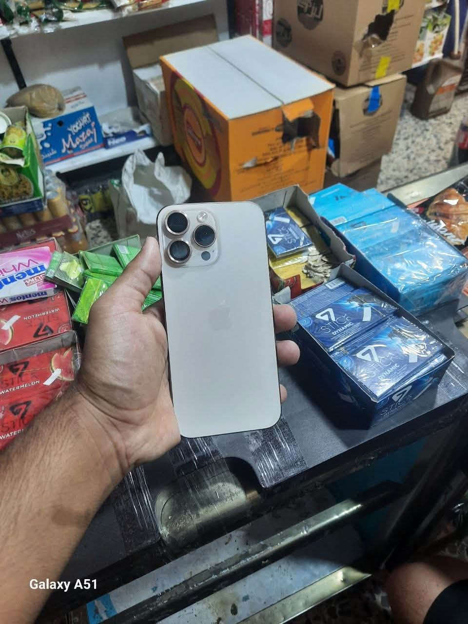ايفون ١٦ برو ماكس • ٢٥٦ • مدينه الصدر