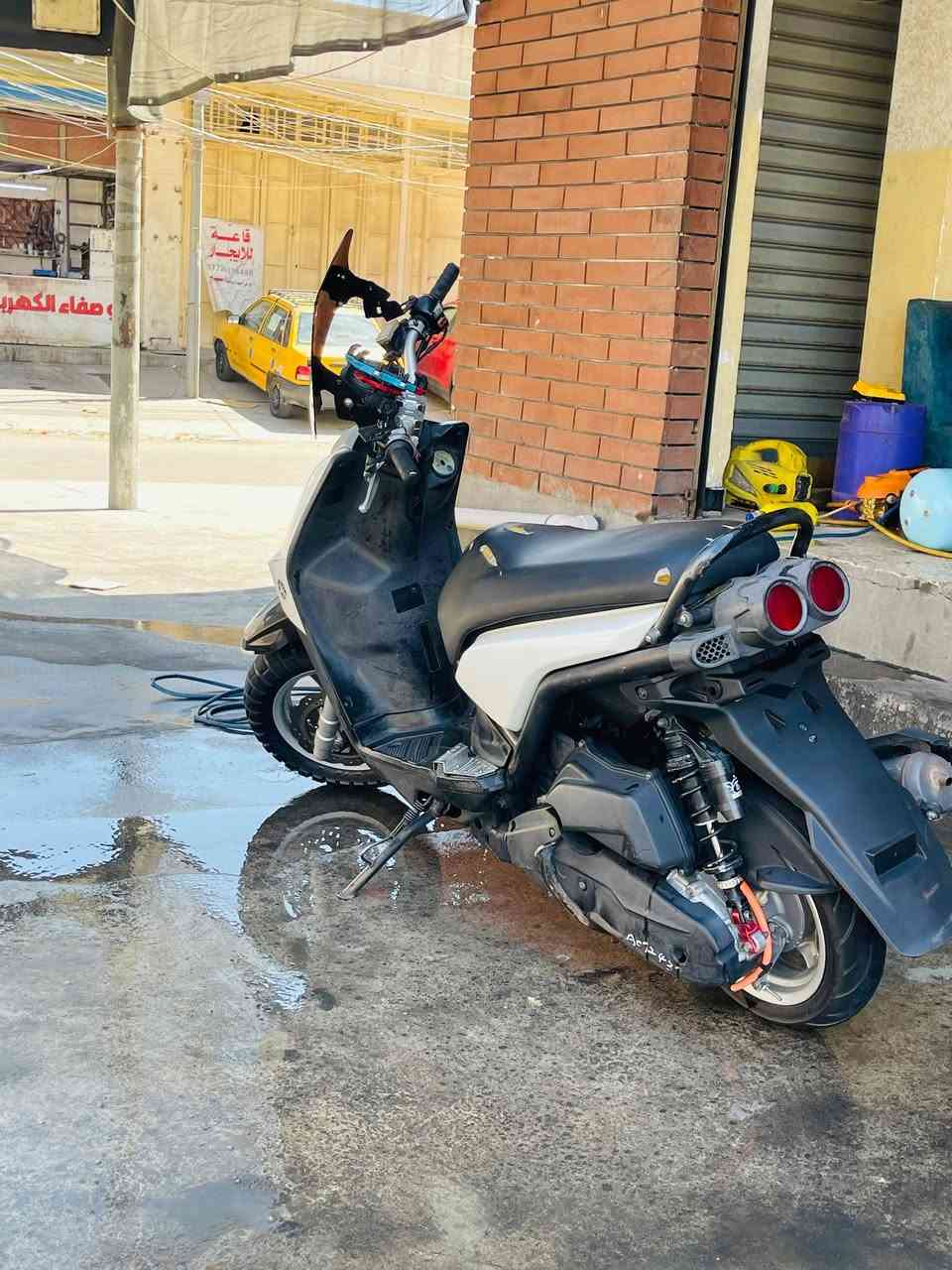 دراجه للبيع نوع سكنس جبلي مطلوبه وكاله برغي واحد ما بيها نقص مكينه جديده ما صار لها مده من نازله رمبه شراي تعال خاص لتكسر بسرعها سعر واحد 400 وبيها مجال الطيبين مكفوله كفاله عامه مكان بغداد الكل الاستفار واتساب فقط ***********
