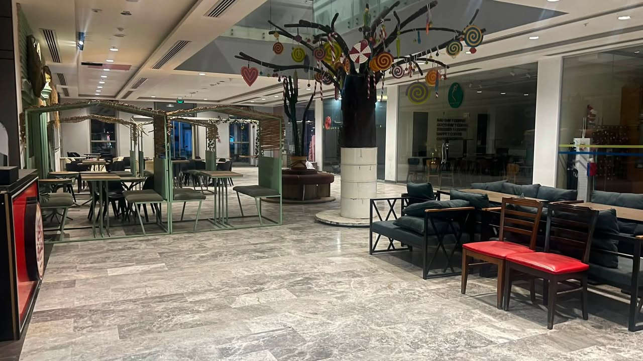 إعلان صادر عن إدارة جامعة المشرق الأهلية

تعلن إدارة جامعة المشرق الأهلية عن توفر فرص استثمارية مميزة لاستئجار مطاعم وكافيهات داخل سنتر الجامعة، في موقع حيوي يشهد حركة يومية كبيرة من الطلبة والكوادر التدريسية والموظفين.

اغتنم الفرصة وابدأ مشروعك في بيئة جامعية متميزة، مع موقع استراتيجي يضمن وصولاً مستمراً للزبائن.

📍 الموقع: سنتر جامعة المشرق الأهلية
📞 للاستفسار والحجز: ***********
