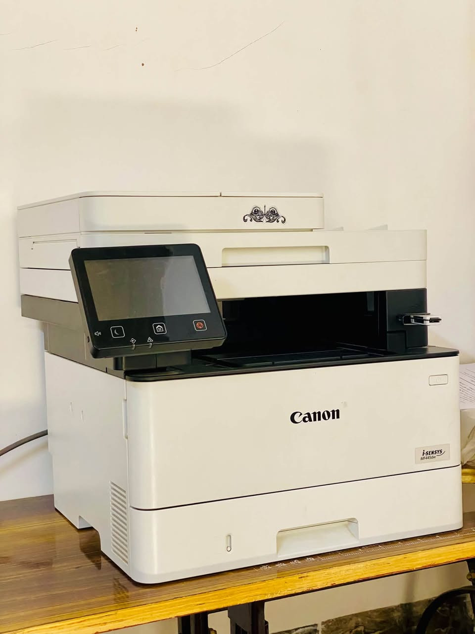 للبيع طابعة | Canon i-SENSYS MF445dw

طابعة كانون ليزر أبيض وأسود 

• طباعة + استنساخ + سكانر + فاكس
• سرعة 38 صفحة بالدقيقة
• طباعة وجهين تلقائي
• سكانر وجهين تلقائي 
• Wi-Fi + USB + LAN 
• شاشة لمس ملونة
• تدعم تونر ( كارتج ) CRG-057 / CRG-057H
• نظيفة ححيل وما واصله مصلح كلشي واضح بالصوره 

للتواصل: ***********

واتساب : ***********

او مراسلة الصفحة .
