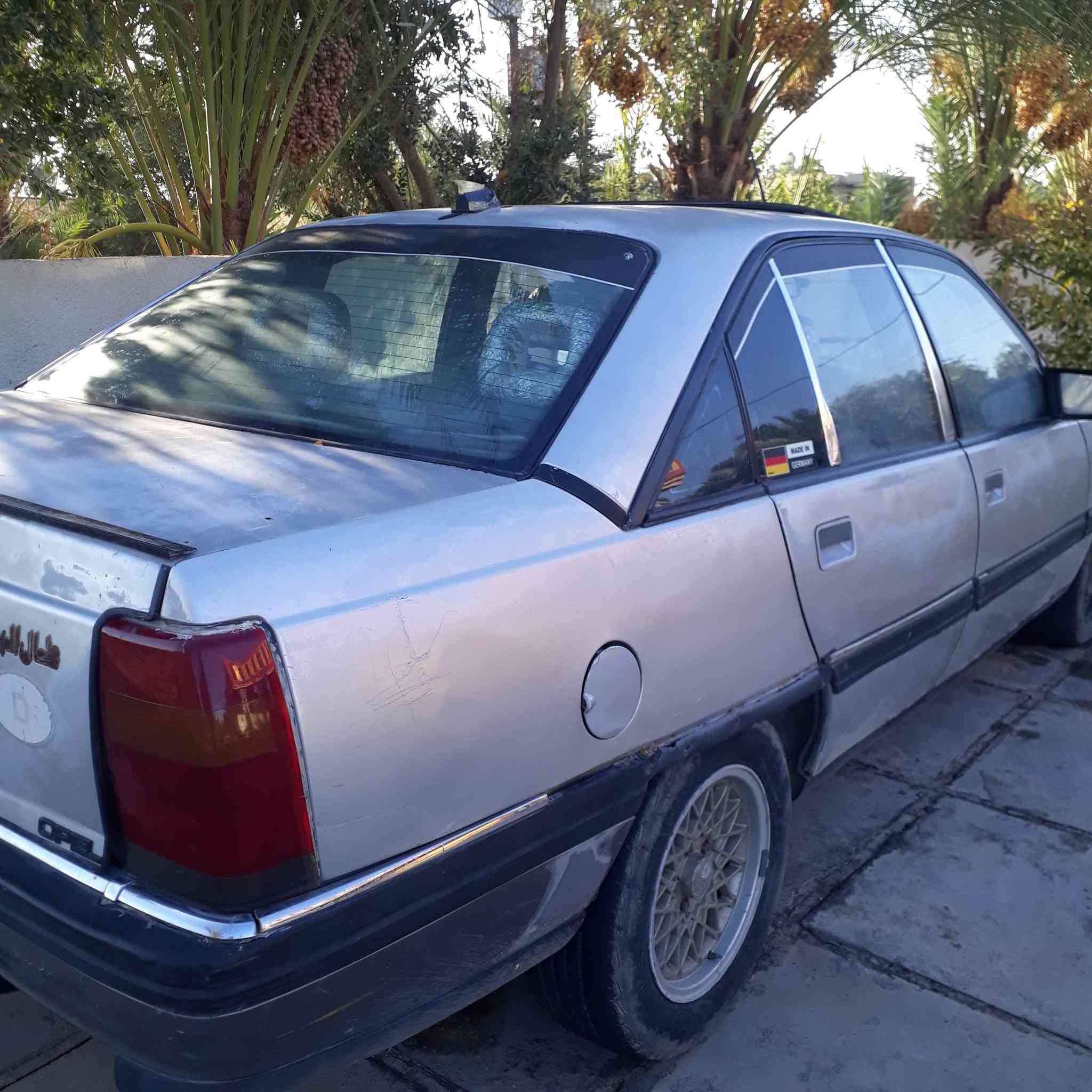 أوبل أوميكا للبيع رقم انبار ٩٢ أصل تبريد 
السعر 24$ بيها مجال غداكم 
الاتصال *********** أبو مصطفى التميمي
