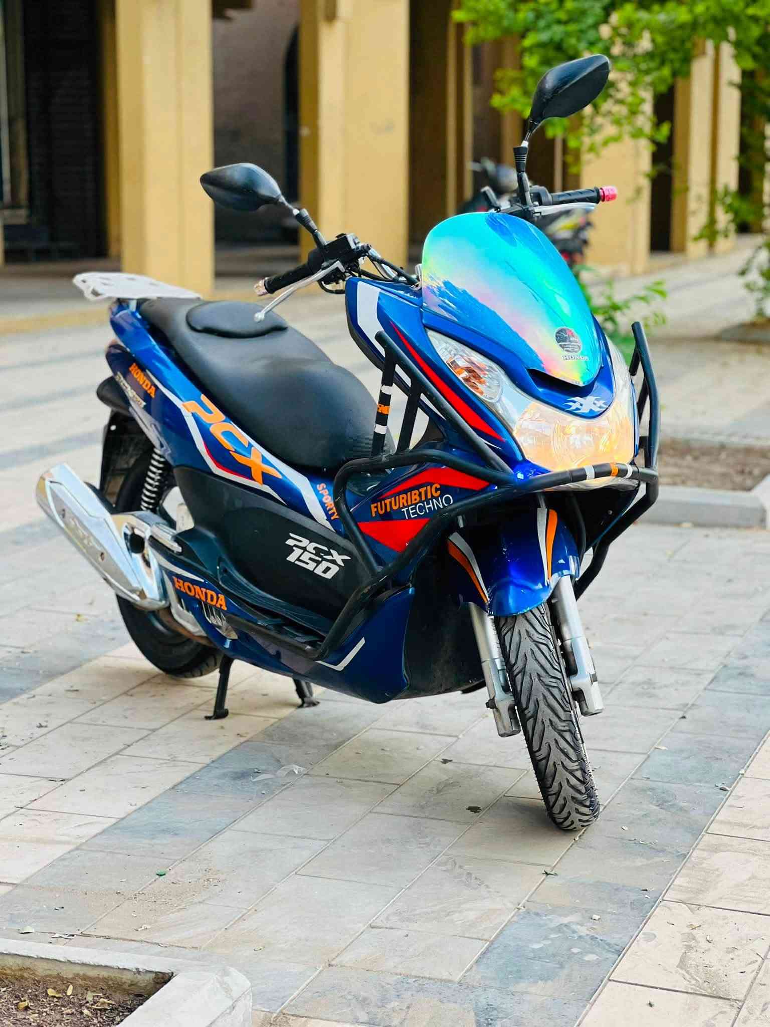 PCX • جيل الاول • ١٥٠