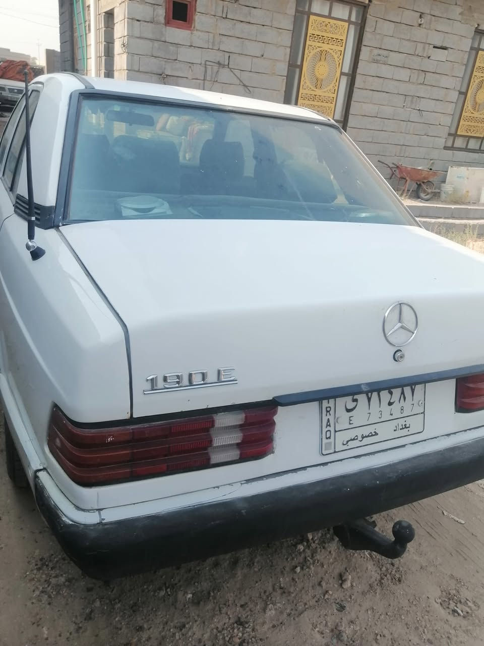 للبيع مرسيدس حجم ١٩٠ موديل ٩٠ رقم بغداد محرك ٤ سلندر بكابريتر قواعد دبل بلاد شركه صبغ بلاد السعر 46 $مكان فلوجه موبايل *********** و ***********
