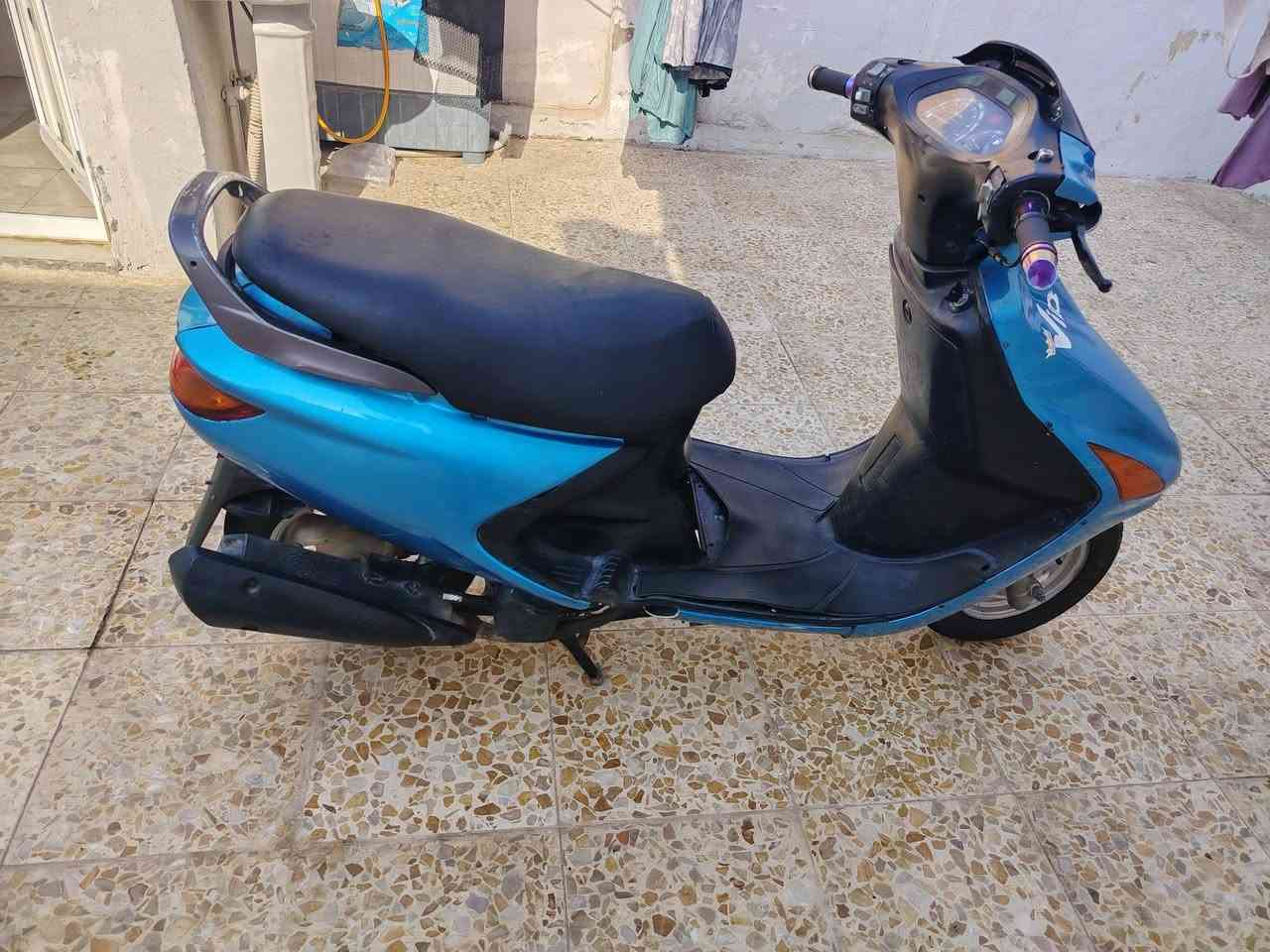 السلام عليكم فراشة للبيع الدرجه نضيفه مجفته تجفيت اصلي الكهربائيات كلها شغاله الدرجه ما عايزه شي نگره سلف لا تنقيص ولا تبخير صالنلصه رياضي شلعه ومعدل فول السعر 350 قفل مكاني النجف حي الميلاد للستفسار اكثر الاتصال على الرقم التالي ***********
