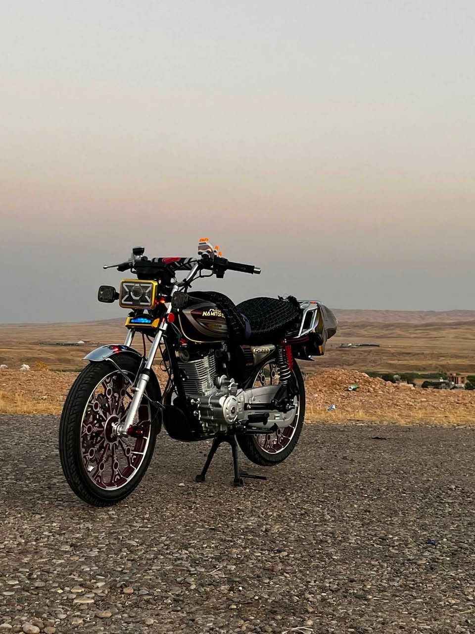 سلام عليكم
دراجه للبيع 
نوع.  /نامي نوبرو محسن 
حجم /200cc
موديل/2025
دراجه نضيفه مانقصها شي اتخبل 
السعر خاص 
*********** اتصل للشراي
