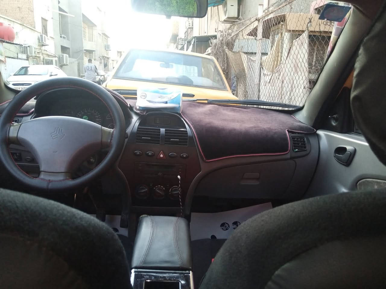 السلام عليكم
سياره طيبة للبيع موديل 2015 
كير مكينة كفالة 
تايرات جديدات 
شواصي كفاله بيها خياس بس من يم الدوسه 
صدر أمامي كامل كوري 
دواخل كلها نضيفه 
الكشر شوفت عينك 
هيئة ومرور مصفره رقم نكليزي تحويل ثاني يوم 
السعر 35 وبيها مجال 
الرقم ***********
العنوان بغداد حي السلام

