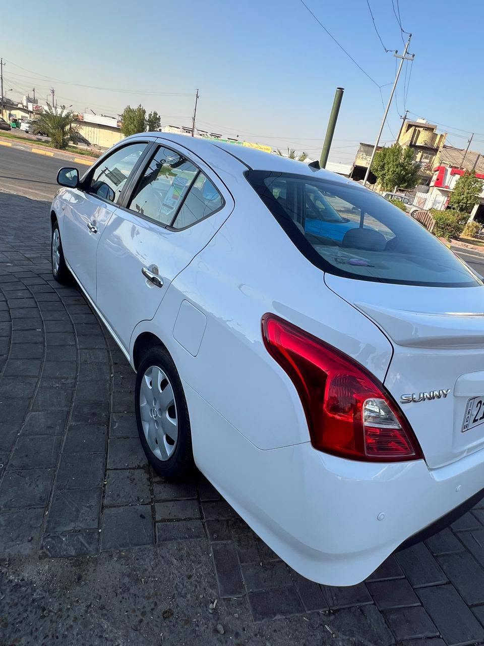 السلام عليكم نيسان سني هندي بليته زركه موديل 2021 كفاله عامه ماشيه 33 السياره جديده العنوان البنوك السعر 115 وبيه مجال حك الجيه 
***********
