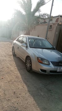 للبيع كيه سبكتره موديل 2009 سياره بيها صبغ بابين جاملغ بدون ضربه السيا...