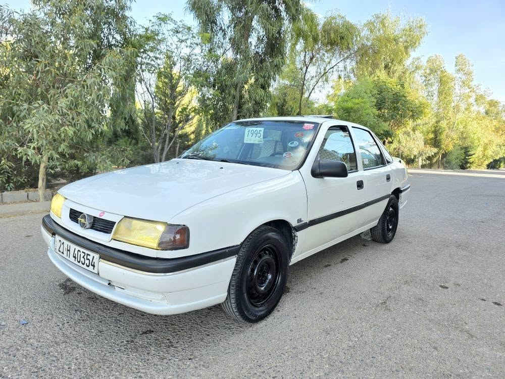 اوبل 1995 • موتور 2.0 • چمچەماڵ