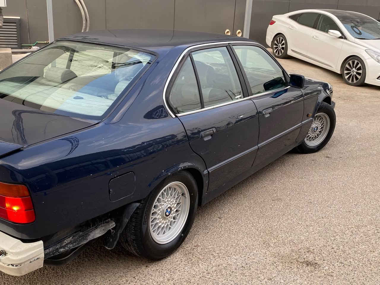 بي إم دبليو 520 • ١٩٩٤ • رقم نجف