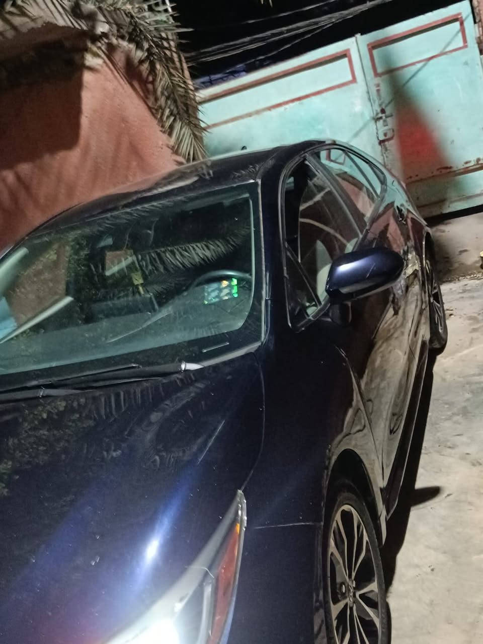 كورلا 20 البيع رقم ديالى الجديد السعر 125 وبيه مجال قليل محرك 1800  بيه جامرلغ امامي تبديل بدون دواخل  وبيه جامرلغ خلفي صبغ بدون دواخل العنوان ديالى كنعان رقم صاحب السياره ***********
