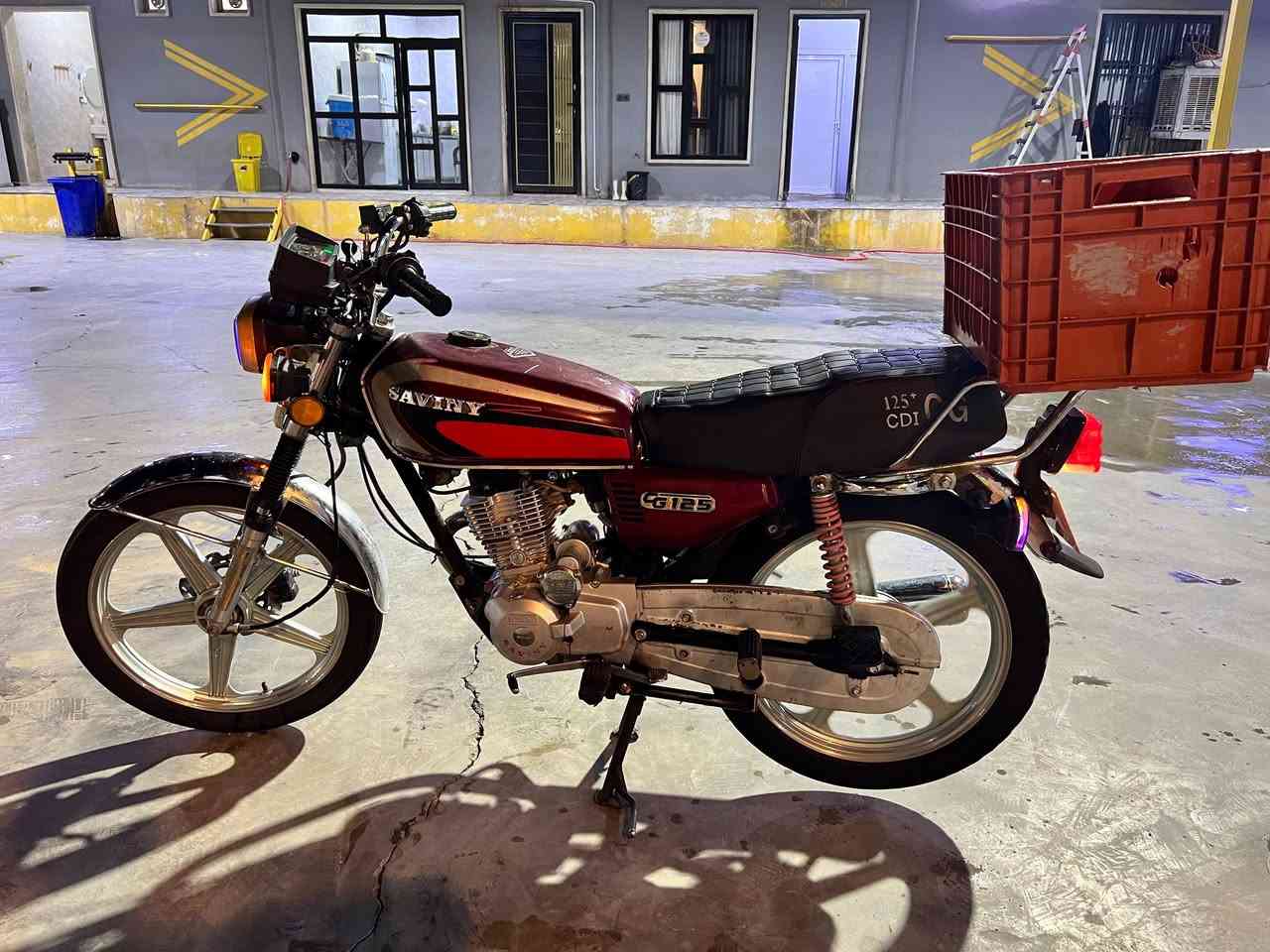السلام عليكم موطور سيفان 2019نضافه جدام العين كهرابيات شقاله السعر 450وبي مجال قليل  مراوس حسب القناعه  المايشتر  لا يراسل تصال ***********
