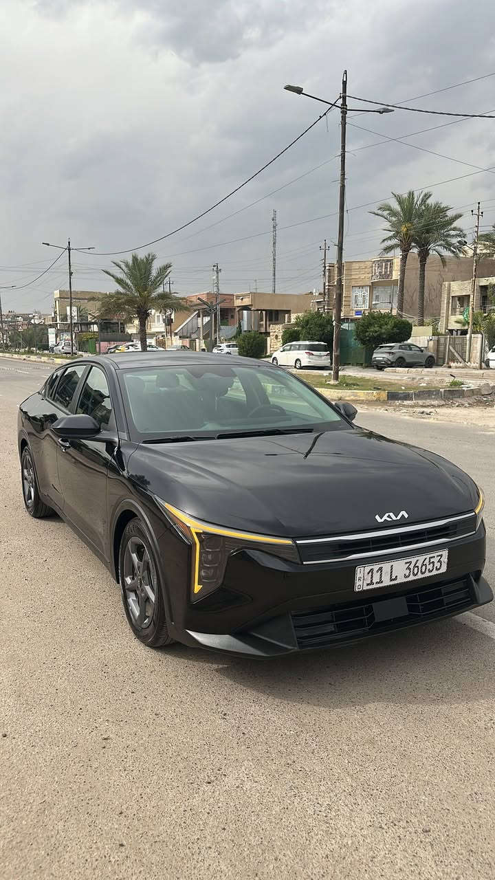 للبيع k4 امريكي موديل 2025 
 رقم بغداد ماشيه 5 الاف مواصفات نص فول 
حادث موضح بالصور مكاني بغداد سعره 165 بيه مجال 
تفاصيل اكثر هدا رقمي ***********
