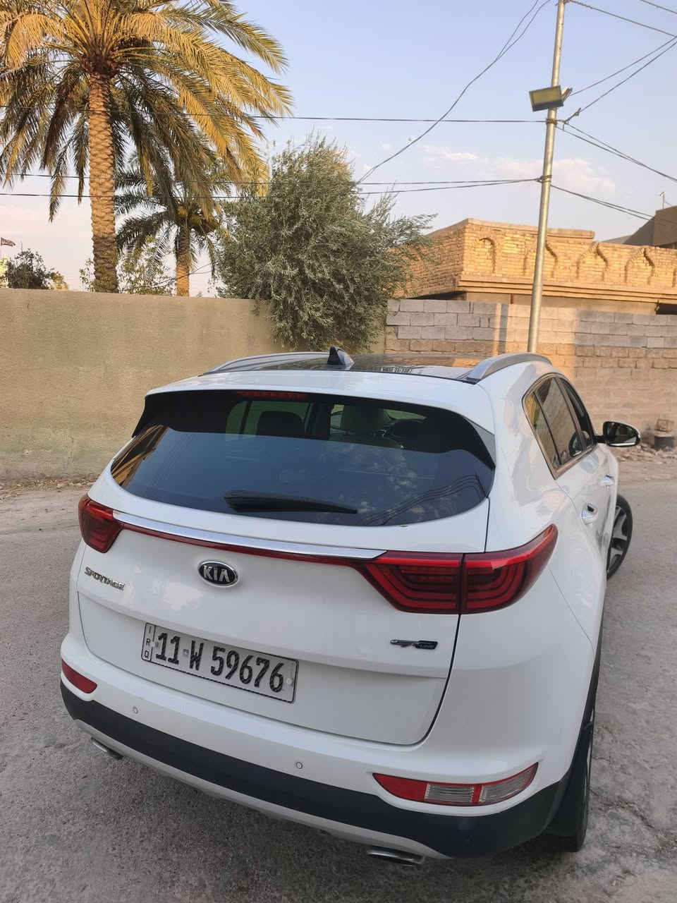 سبورتج ٢٠١٦ جيتي لاين
تخم تاير صدر جديد
ماشية ١٣٠ ادامة كاملة بيهة تكحيل كارت 
بأسمي السعر ١٦٨
***********
