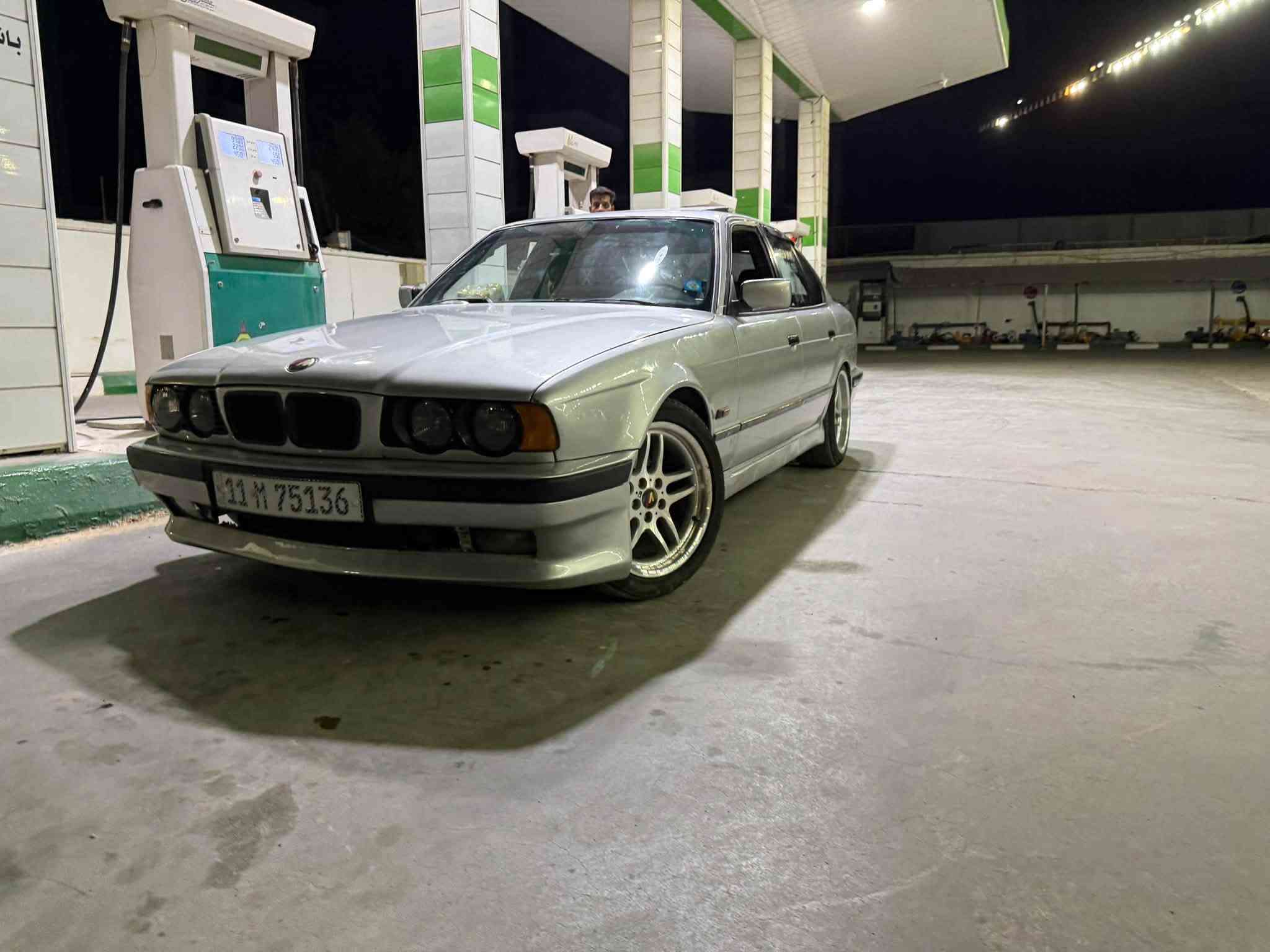 السلام عليكم ..540 اصل وفصل ..رقم بغداد انكليزي ♥️ دبل ايرباك دبل جكمجه ..فتحه .تبريد ثلج ..منضومه صوت جديده..سياره جاهزه من مكينه كير صدر حداديه تخم تاير مكانها بابل المسيب ***********
