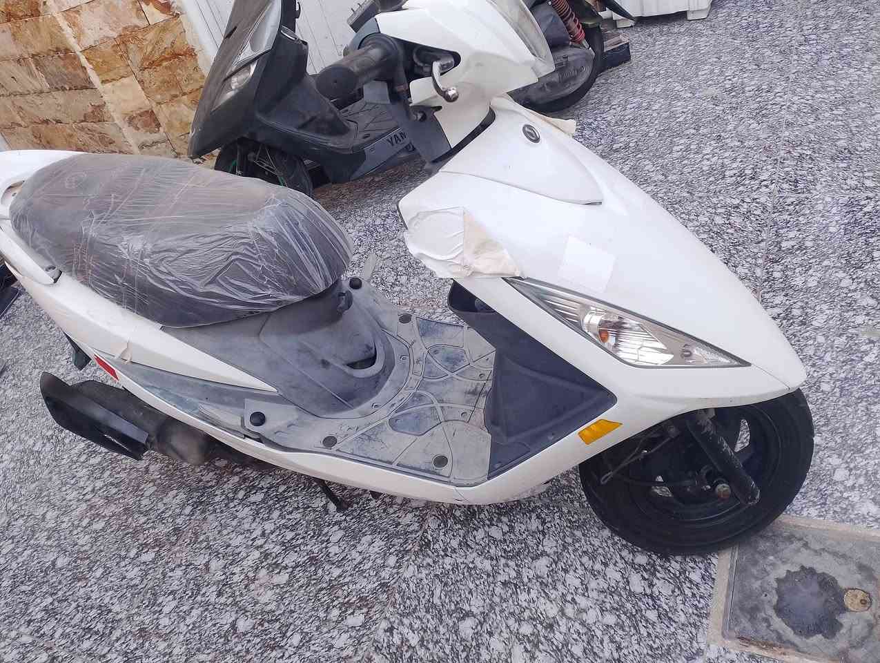 لليدور طك كارتون وسلفون وناشف
دراجه بوضع رمبه
واليعرف قيمة هيج دراجه عليه بسبع عافيات
السعر 750
 المكان بابل
***********
