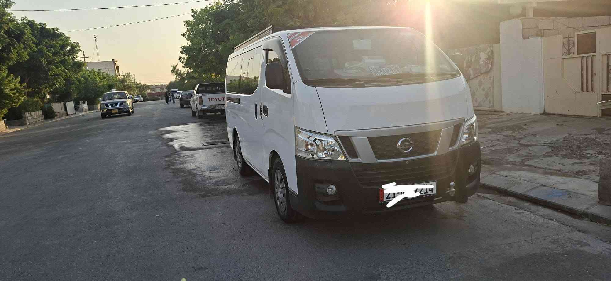 سلام علیکم ئەم نیسان اورفان بو فروشتنە مودیل 2015  رەقم سلیمانی  ڕۆیشتنیە کیلومتر  268000 سەنەوی تازەی بەناوخوم  وەی 2031 تازەی  سبوخی نی  هەی جی بیوەنی  ***********  *********** ناونیشان  کلار
