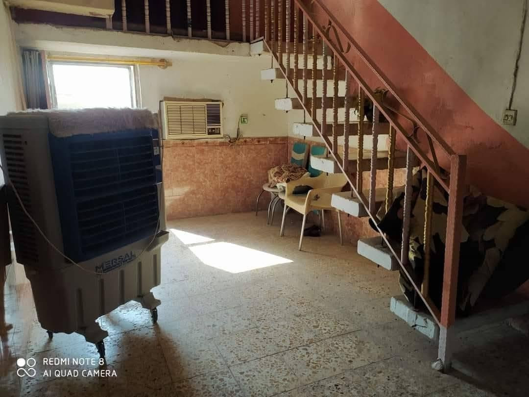 تغير السعر حاليا 100مليون مع المجال

نص مكتوب في الصور:
- REDMI NOTE 8 AI QUAD CAMERA
- SHOT ON REDMI NOTE 10 AI QUAD CAMERA
