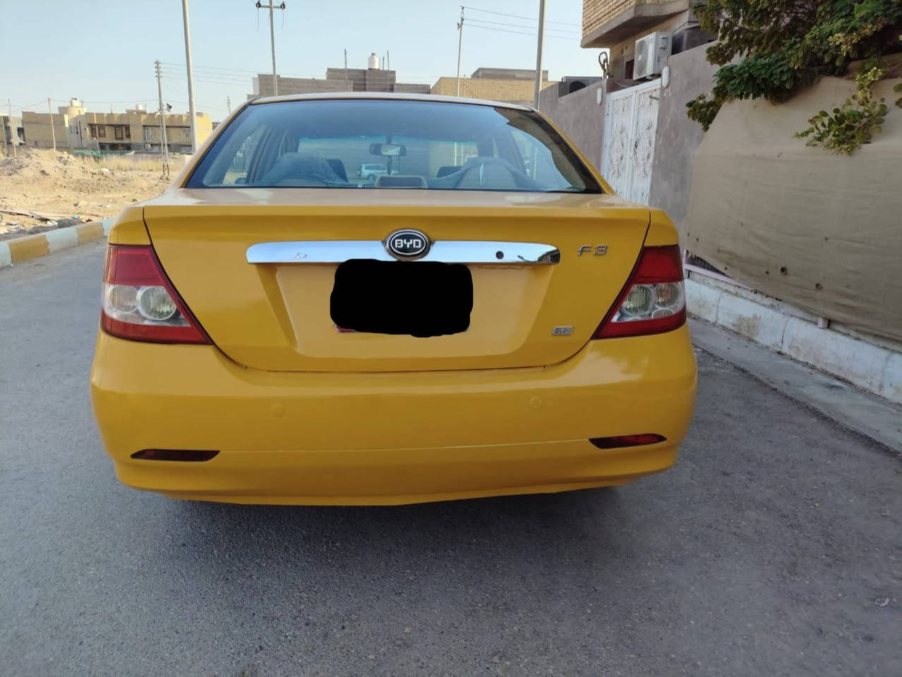 سلام عليكم بي وايدي موديل 2013 محرك كير كورلا بيكاتشو خير من الله حداديه مكفوله من الضربه صبغ جماليه فقط سياره ترايك وين ماتريد رقم بصره مشروع وطني مصفره هيئه واللغرامات تحويل ثاني يوم تبريد شغال خير من الله سياره تطلع كبل على باب الله ماذب عليه جاهزه من كلشي السعر 48 وبيه مجال قليل مكان السياره ناصريه مركز ***********
