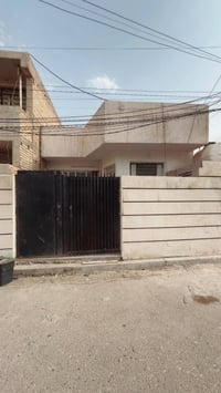 توفر دار للأيجار طابق واحد مستقل ونضيف يحتوي على طرمة استقبال ومطبخ وص...