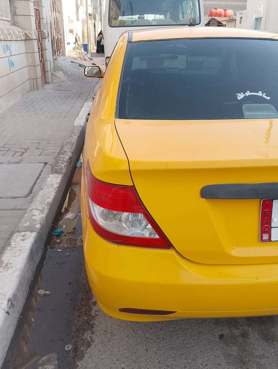 سياره بيوادي f3 موديل 20  صبق حزام بيه ضربه خفيفه بل بجم سعر 50 وبيه مجال تبريد ثلج وحداده ميه علا ميه علوان بصره زبير رقم ***********
