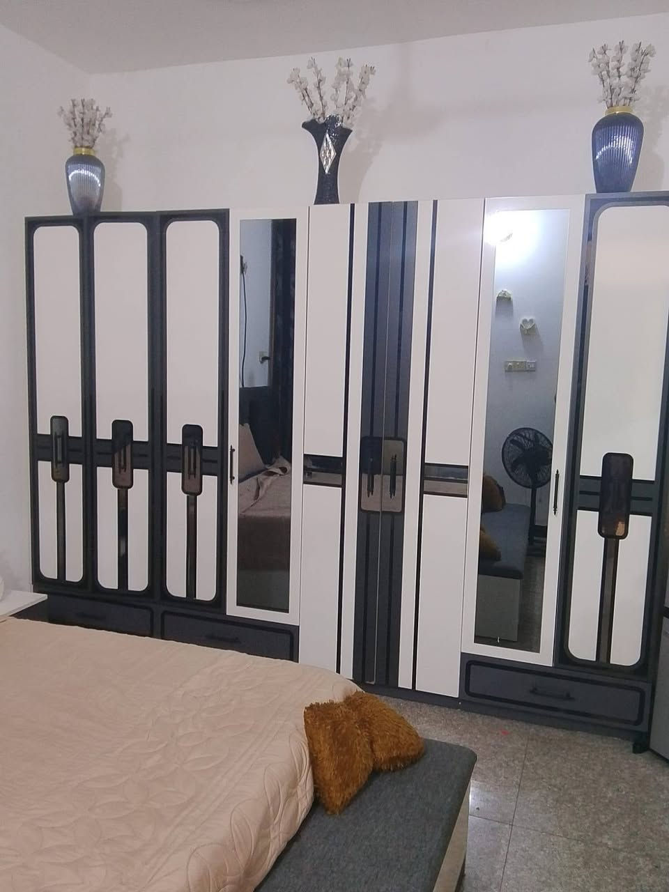 سلام عليكم غرفه تركيه وكاله بعده جديده مشدوده شهر جديده كلشي زلغ مابيه ٦ابواب
لبيع 

ستفسار 

***********
