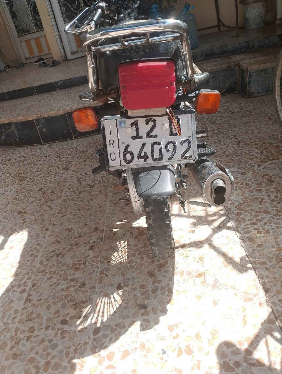 دراجه للبيع مرقمه موديل 2020 المكينه شرطه ما مفتوحه نضافه ميه على ميه تايكر سعر 1800
