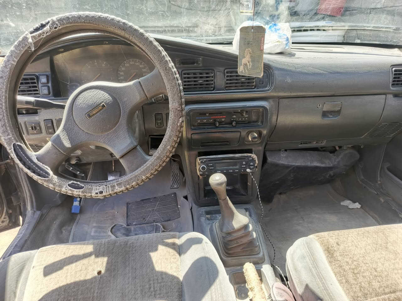 سياره مازدا للبيع رقم نينوى موديل 1990
محرك وكير شرط 
كهرباء شغالة 
***********
