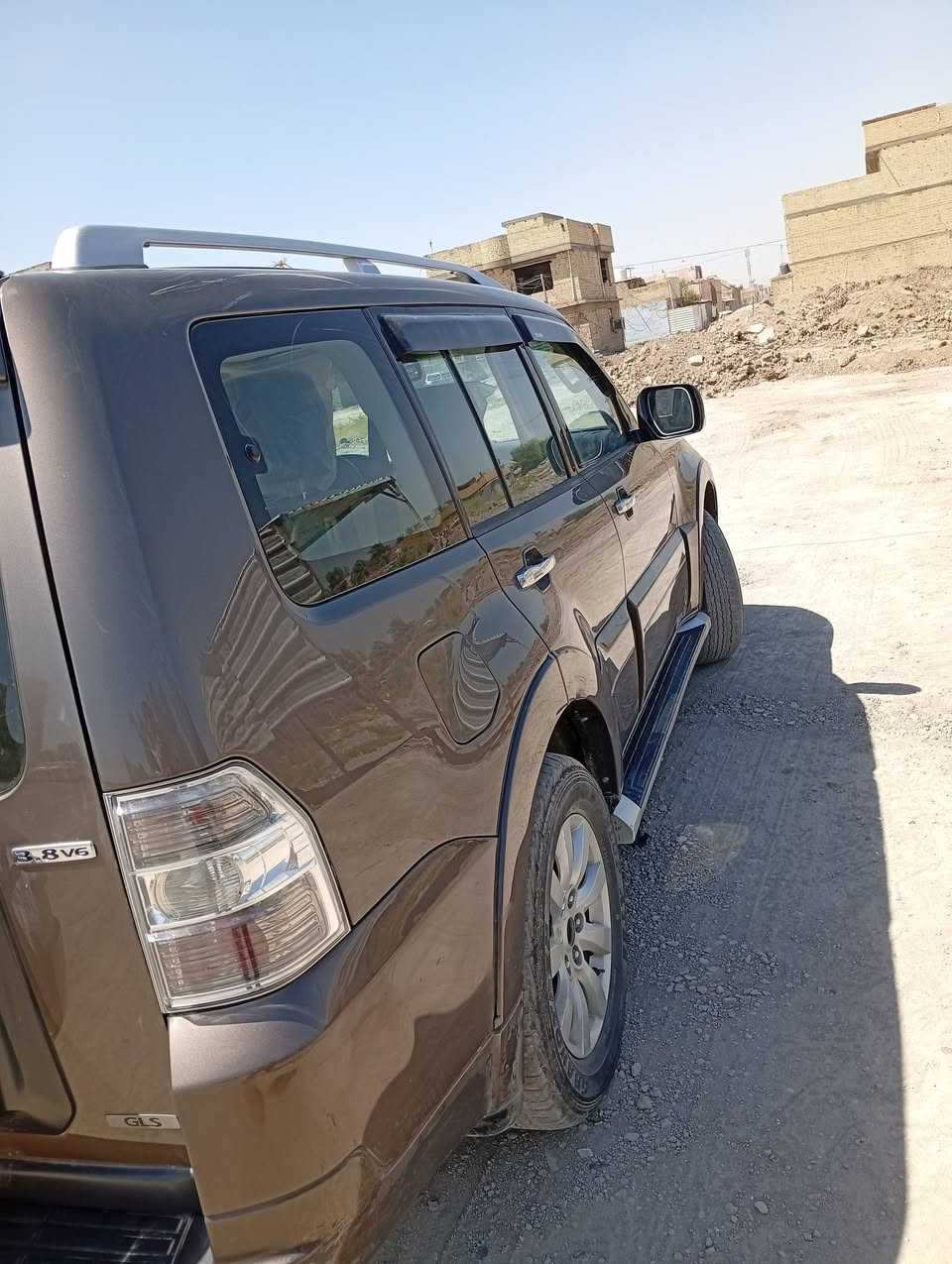 باجيرو • ٢٠١٠ • مكينة ٣.٨ V6